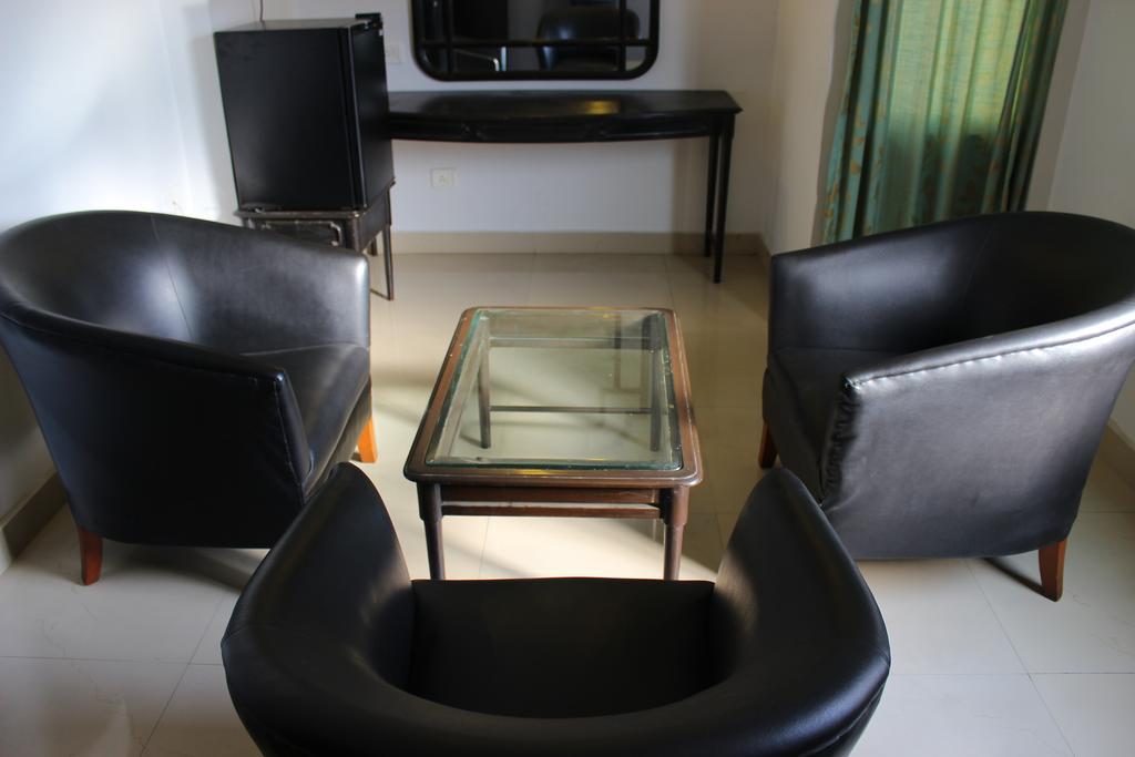 Mount Residency Hotel Chennai Exterior foto