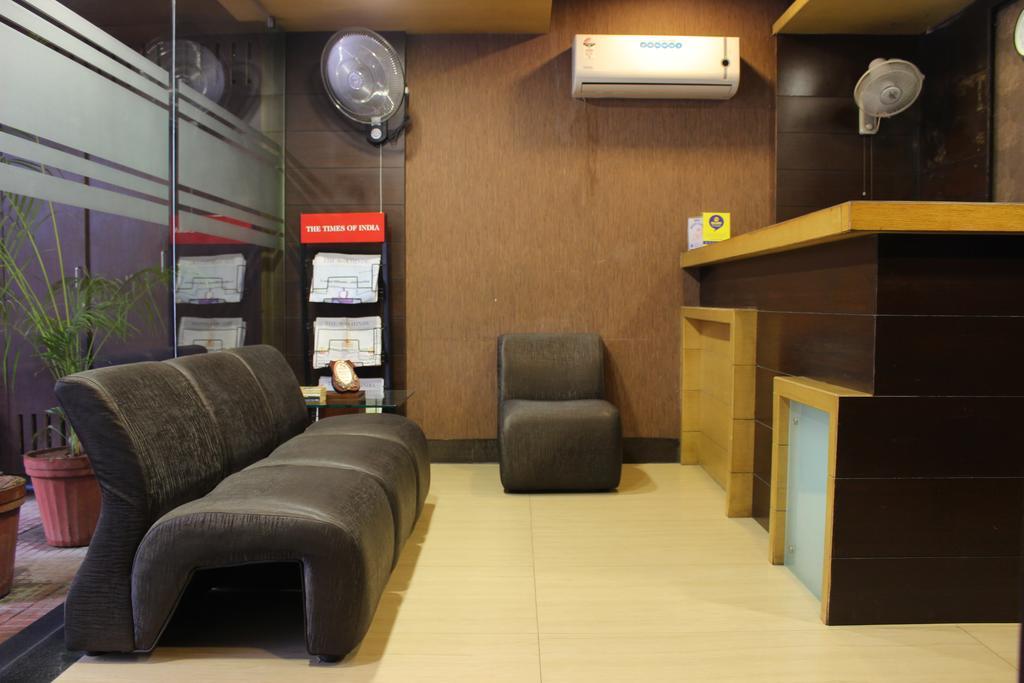 Mount Residency Hotel Chennai Exterior foto